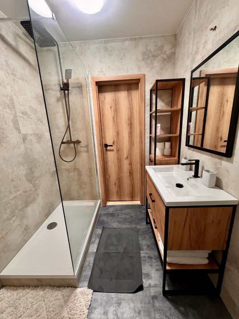Camphouse Villa Chvalšiny Dış mekan fotoğraf